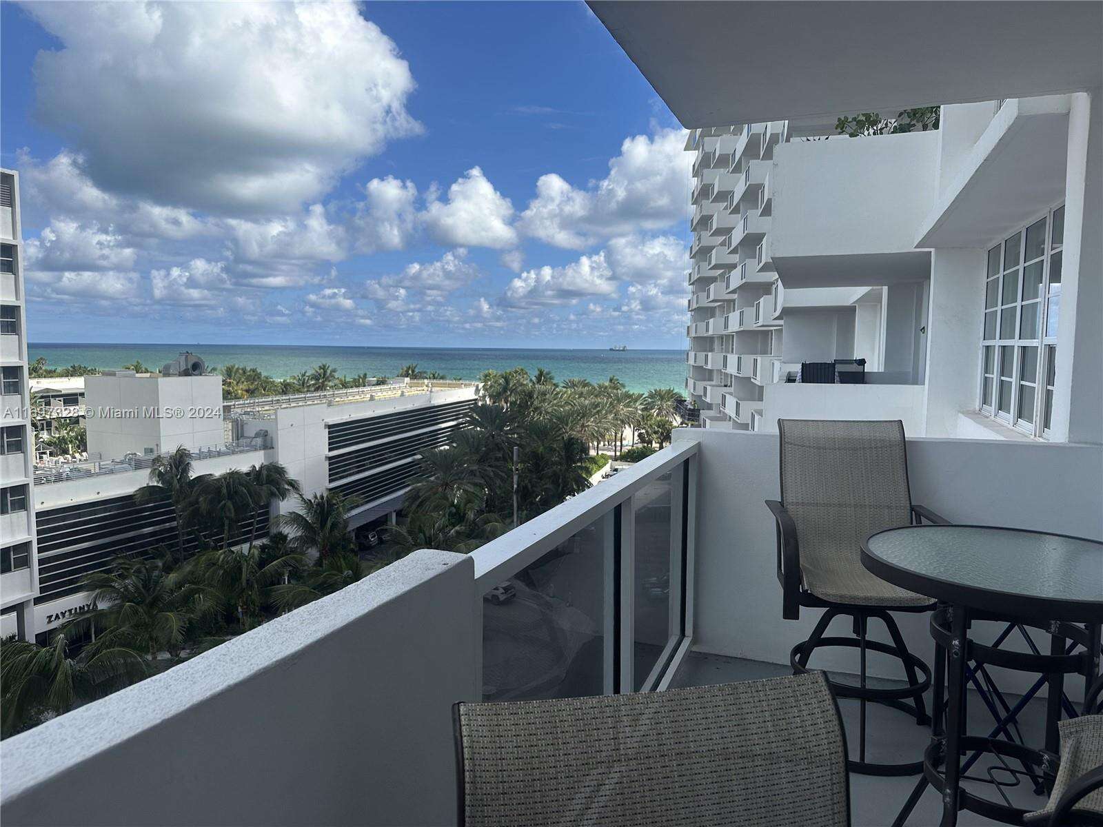 Decoplage South Beach For Sale | Unit #702