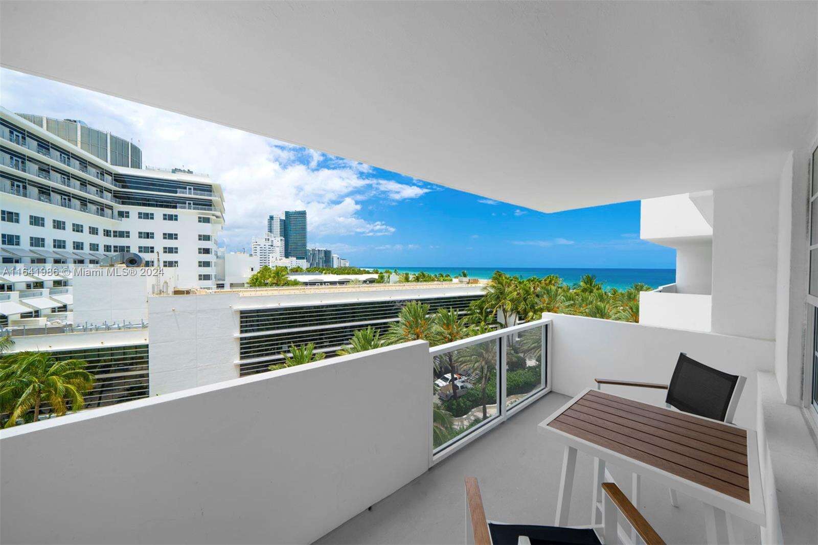 Decoplage South Beach For Rent | Unit #641