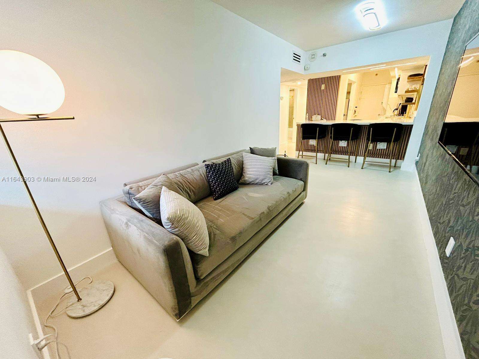 Decoplage South Beach For Rent | Unit #445