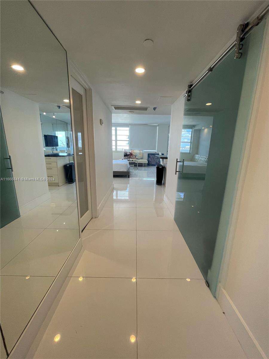 Decoplage South Beach For Rent | Unit #1112